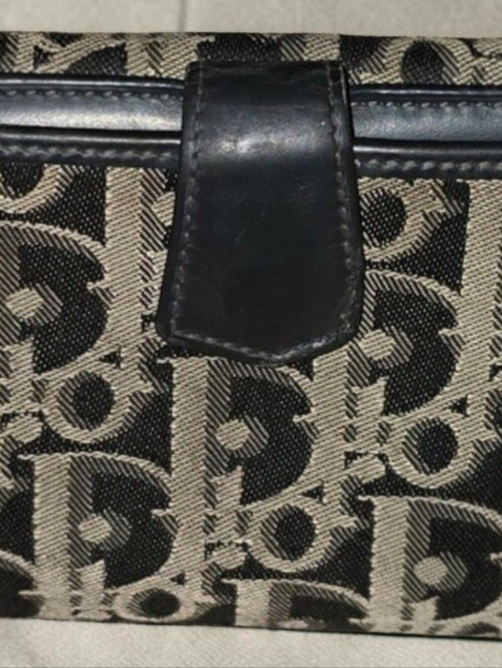 Christian Dior Trotter Canvas Compact Wallet, Great Vintage Cond, Sz 4.25" x 4" - Picture 3 of 16